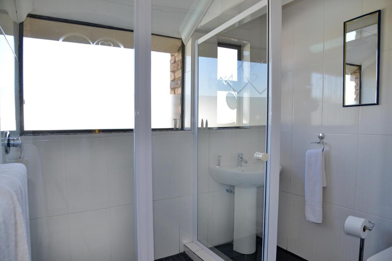 Annie'S Boutique Guesthouse And Garden Spa Hartbeespoort Ngoại thất bức ảnh