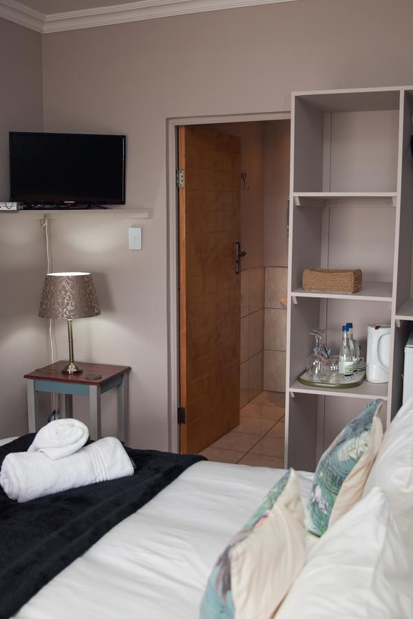Annie'S Boutique Guesthouse And Garden Spa Hartbeespoort Ngoại thất bức ảnh